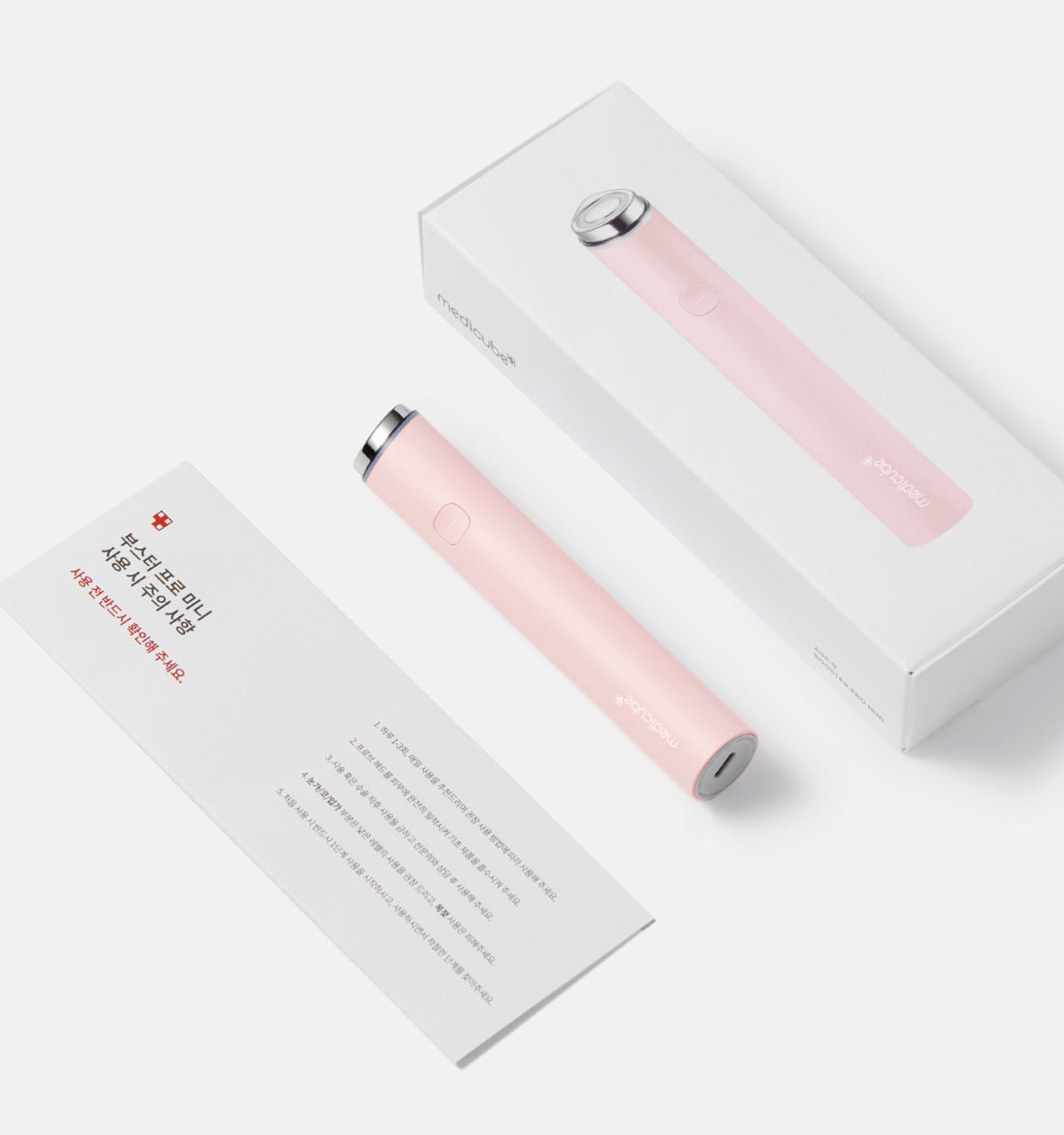 medicube AGE - R Booster Pro "MINI" White (*It can only be shipped via express service.) - TIANSHOP