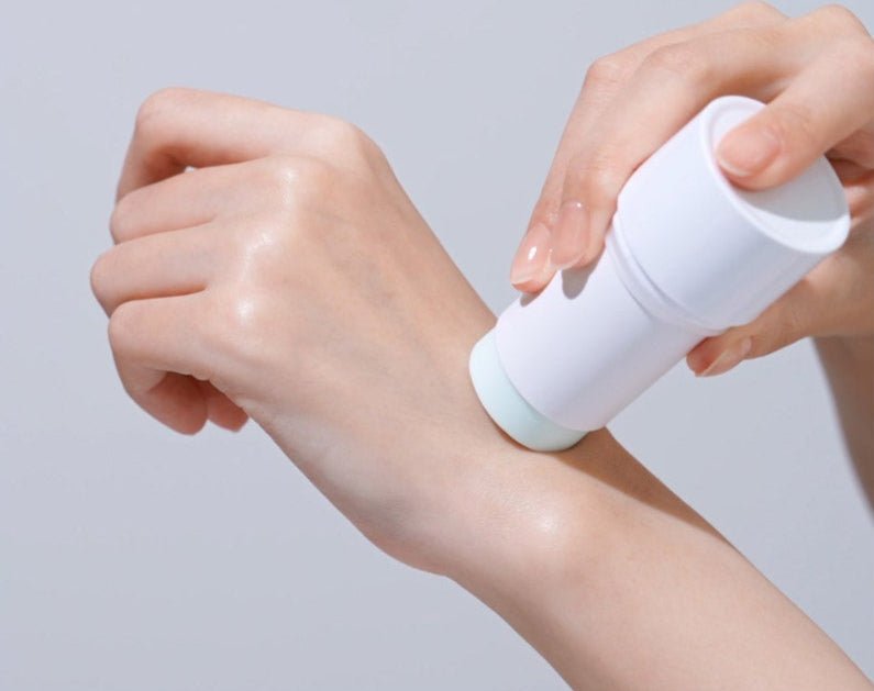 [Real Barrier] Auqa Soothing Sun Stick SPF50+ PA++++ 21g - TIANSHOP